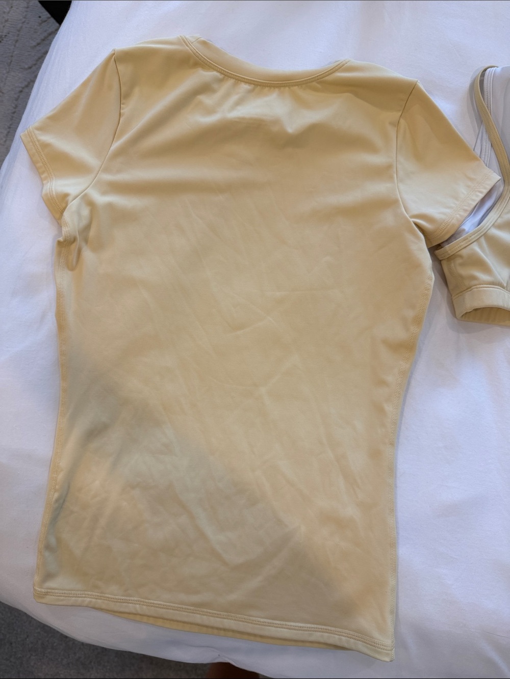 Set Active Yellow Top & Bra - Picture 8 of 9